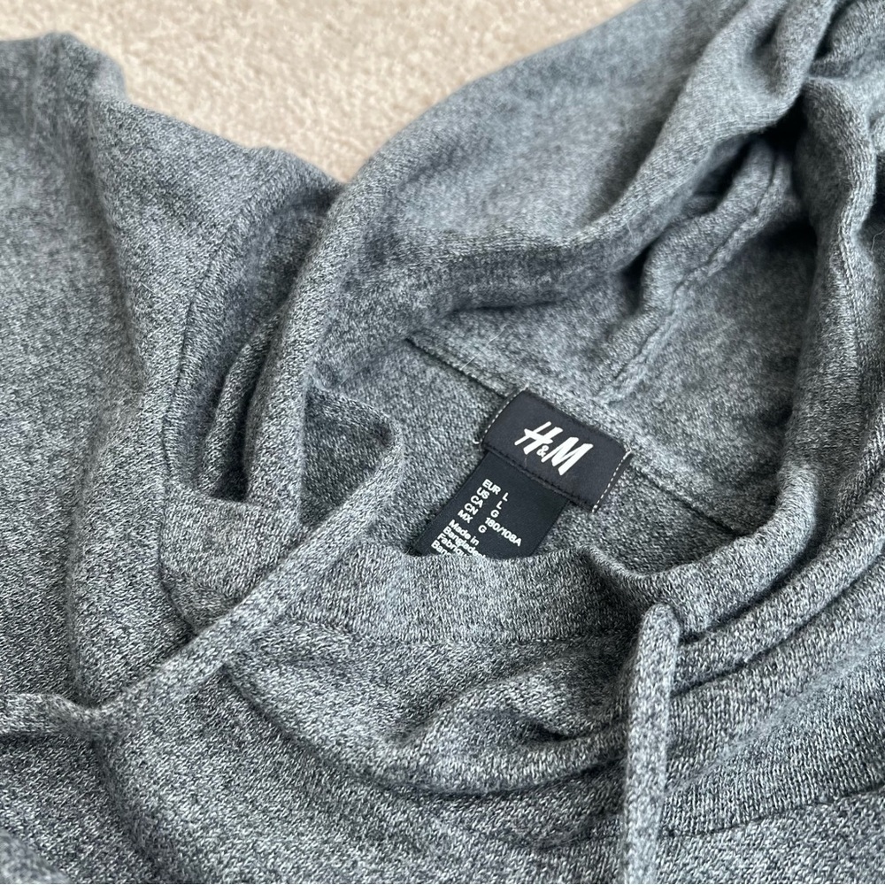 H&M Lightweight Charcoal Hoodie - Picture 4 of 6